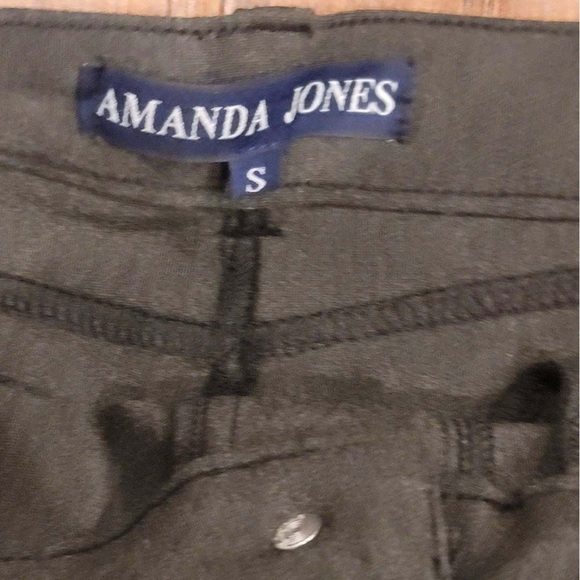 NWT! Small Leopard Trim Black Women's Shorts - Picture 3 of 9